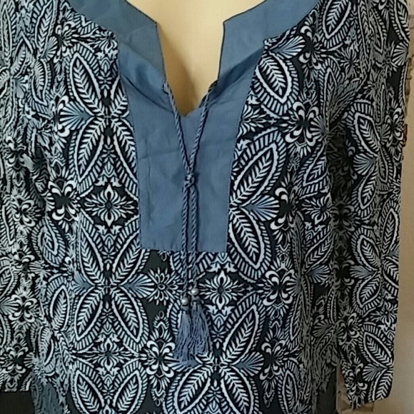 Sagharbor casual/party blouse - Picture 2 of 8